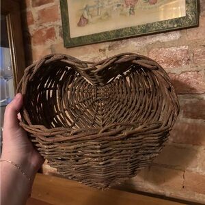 Heart-Shaped Wicker Hanging Wall Basket